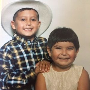 Meet your Posher, Reyes